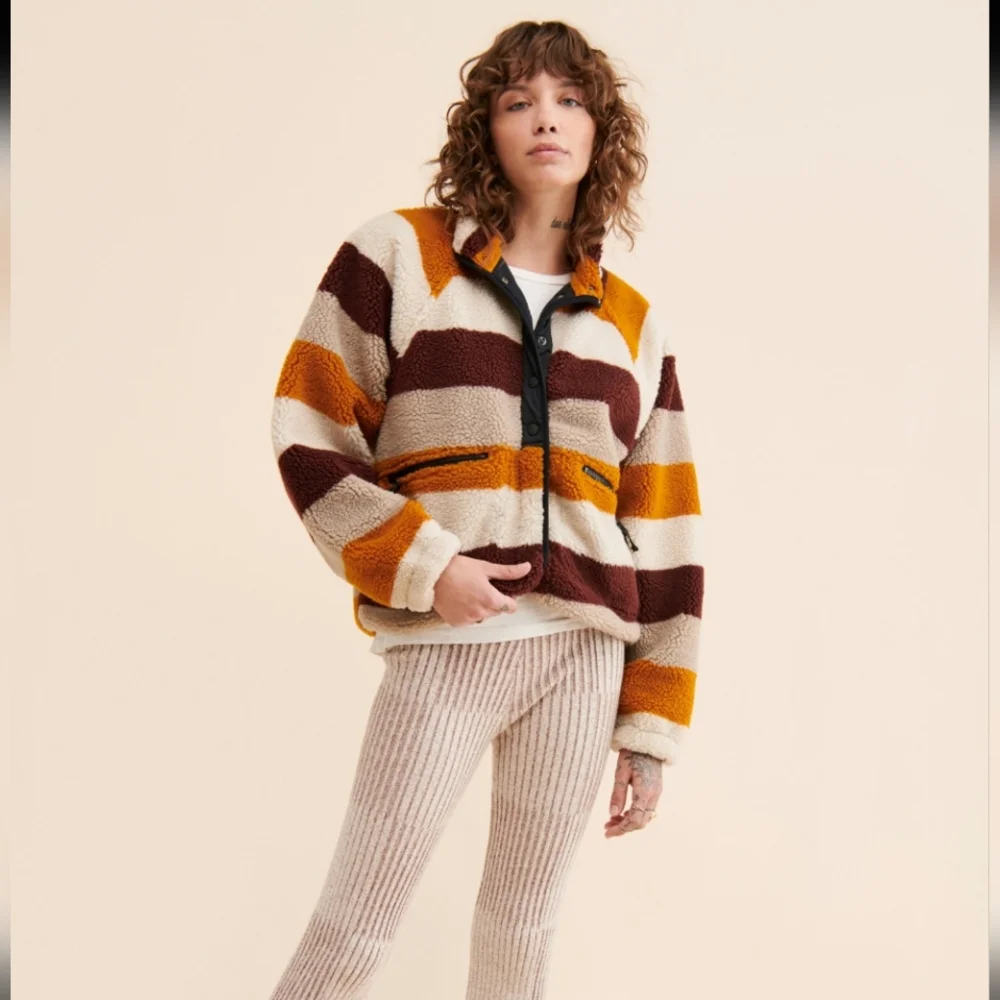 FP Movement By Free People Hit The Slopes Printed Fleece Jacket Size XS - Picture 3 of 8